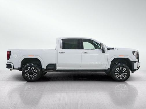Summit White 2025 GMC Sierra 3500 Denali