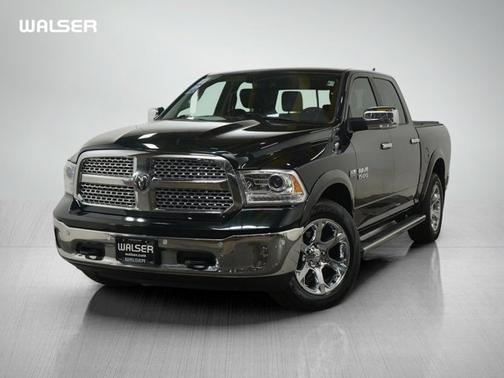 Black Forest Green Pearlcoat 2017 RAM 1500 Laramie