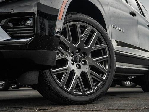 2025 GMC Yukon Denali Ultimate
