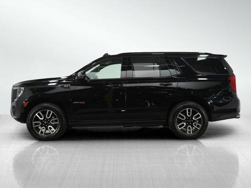 2022 GMC Yukon AT4