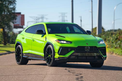 2024 Lamborghini Urus S