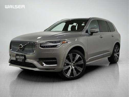 2024 Volvo XC90 Plus Bright Theme