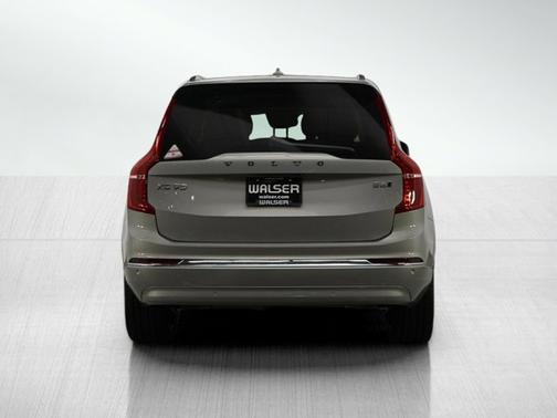 2024 Volvo XC90 Plus Bright Theme