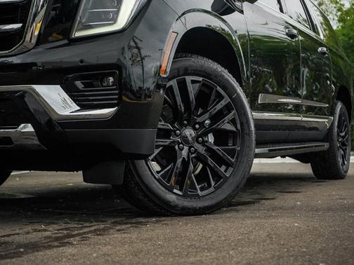 2025 GMC Yukon XL Elevation