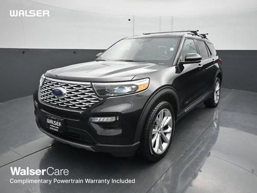 Black Metallic 2022 Ford Explorer Platinum
