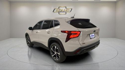 White Sands 2026 Chevrolet Trax FWD 1RS