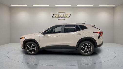 White Sands 2026 Chevrolet Trax FWD 1RS