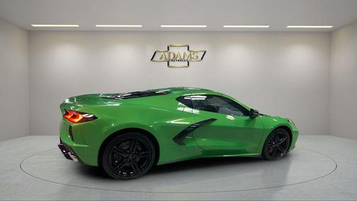 2026 Chevrolet Corvette Stingray w/1LT