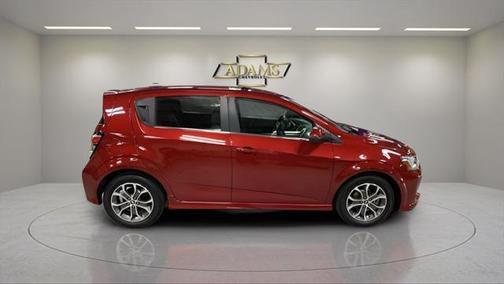 2017 Chevrolet Sonic LT