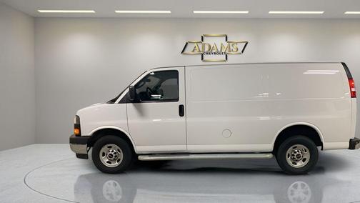 2022 GMC Savana 2500 Work Van