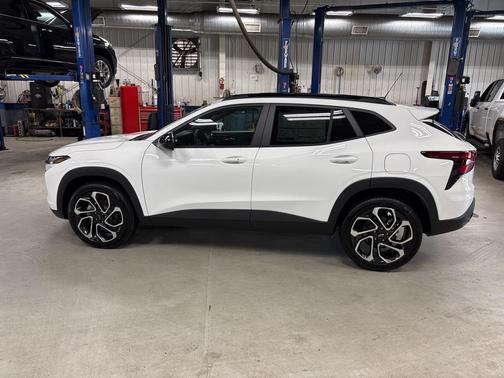 2026 Chevrolet Trax FWD 2RS