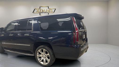 2019 Cadillac Escalade ESV Luxury