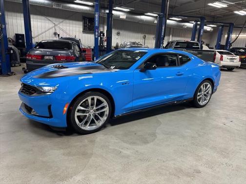 2022 Chevrolet Camaro RWD Coupe LT1