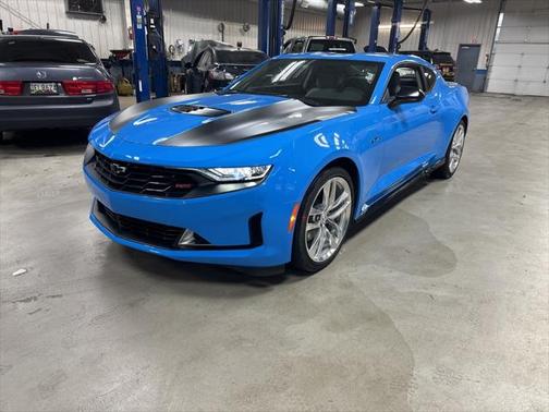 2022 Chevrolet Camaro RWD Coupe LT1