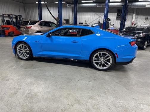 2022 Chevrolet Camaro RWD Coupe LT1