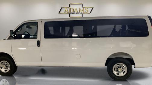 Summit White 2025 Chevrolet Express 3500 RWD 3500 Extended Wheelbase LT