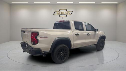 White Sands 2026 Chevrolet Colorado Trail Boss