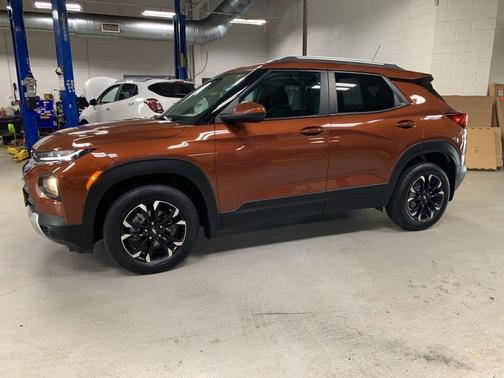 Dark Copper Metallic 2021 Chevrolet Trailblazer LT