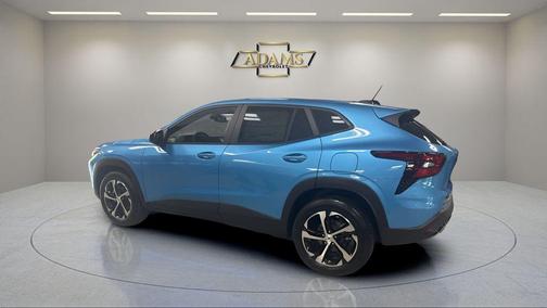 Marina Blue Metallic 2026 Chevrolet Trax FWD 1RS
