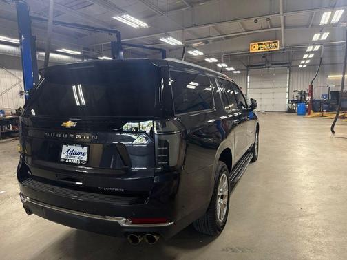 Dark Ash Metallic 2026 Chevrolet Suburban Premier
