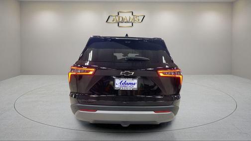 Mosaic Black Metallic 2026 Chevrolet Equinox 1LT