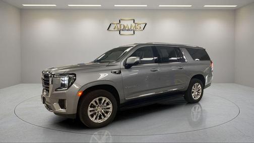 Sterling Metallic 2023 GMC Yukon XL SLT