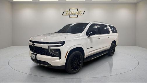 Summit White 2026 Chevrolet Suburban LT