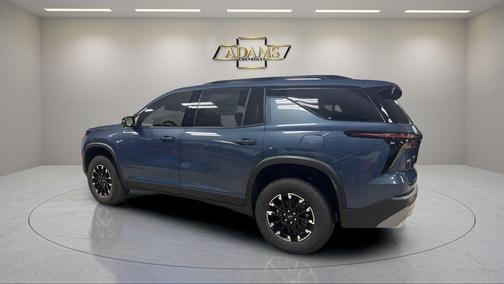 Lakeshore Blue Metallic 2026 Chevrolet Traverse AWD Z71