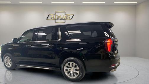 Black 2025 Chevrolet Suburban Premier