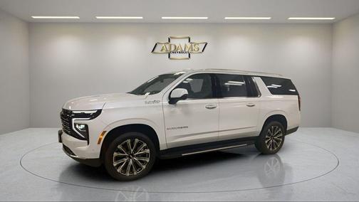 Polar White Tricoat 2026 Chevrolet Suburban High Country, 4WD