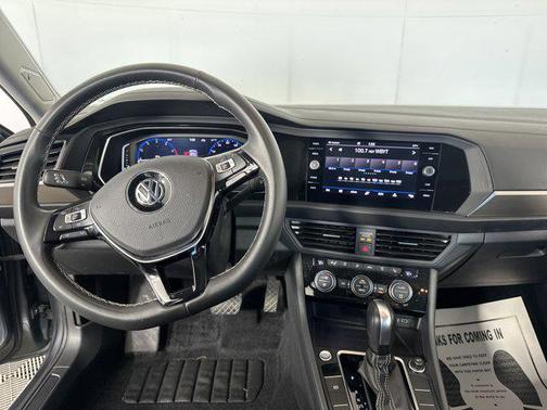 2021 Volkswagen Jetta 1.4T SEL Premium