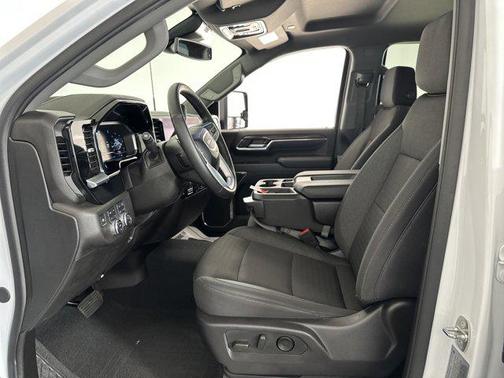 2024 GMC Sierra 2500 SLE