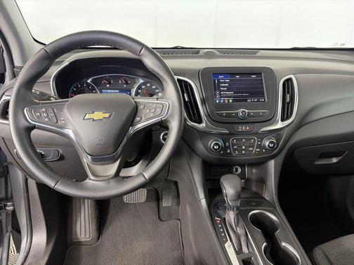 Sterling Gray Metallic 2024 Chevrolet Equinox 1LT
