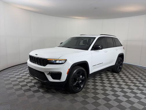 Bright White Clearcoat 2024 Jeep Grand Cherokee Limited