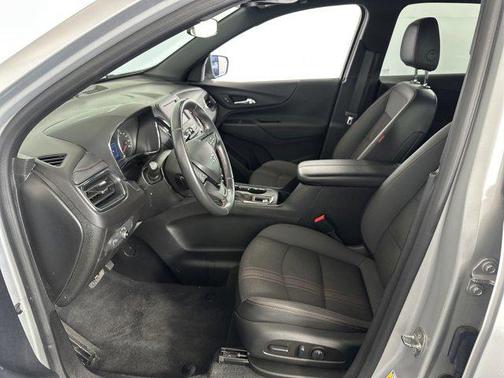 2022 Chevrolet Equinox FWD RS