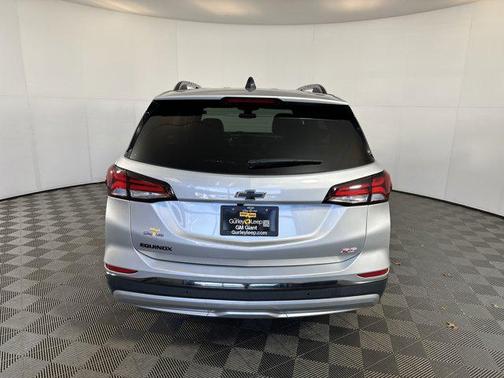2022 Chevrolet Equinox FWD RS