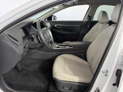 Quartz White 2020 Hyundai SONATA Limited