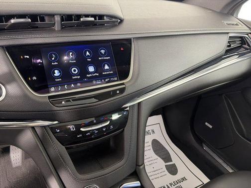 Crystal White Tricoat 2023 Cadillac XT5 Premium Luxury