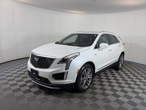 Crystal White Tricoat 2023 Cadillac XT5 Premium Luxury
