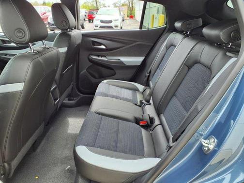 2025 Buick Envista Preferred FWD