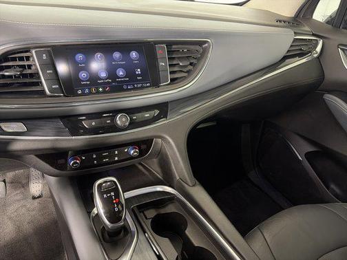 2020 Buick Enclave AWD Essence