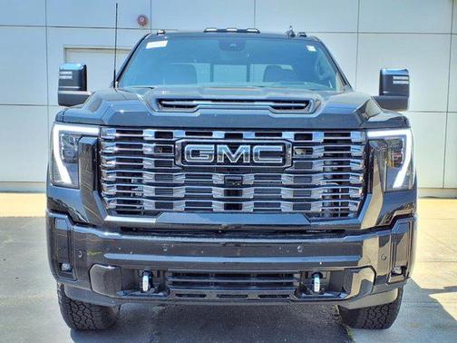 2025 GMC Sierra 3500 Denali