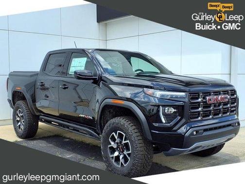 2025 GMC Canyon Base
