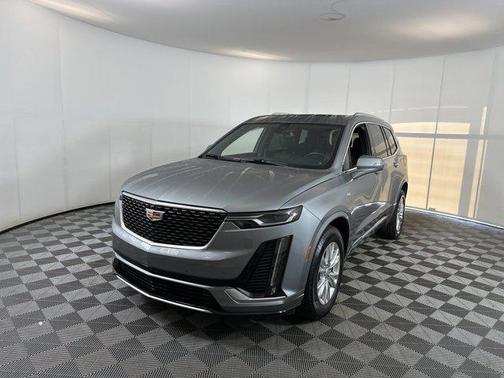 2023 Cadillac XT6 Luxury AWD