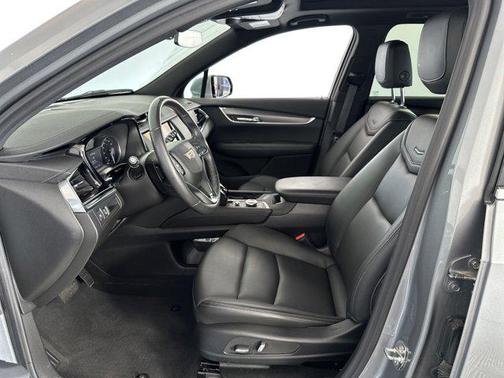 2023 Cadillac XT6 Luxury AWD