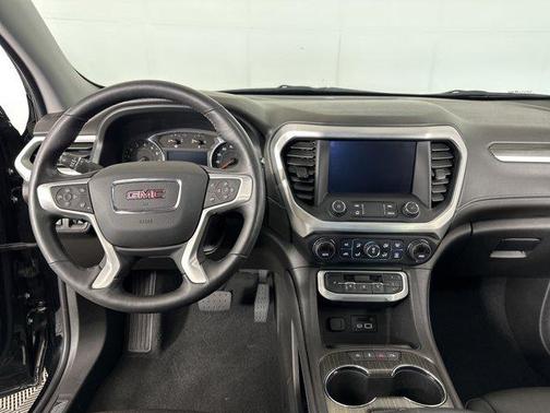 2022 GMC Acadia AWD SLT