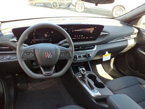 Summit White 2026 Buick Envista Preferred FWD