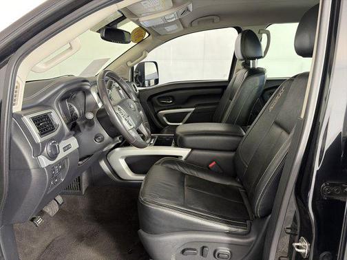 2019 Nissan Titan PRO-4X