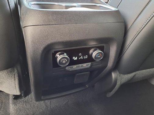 2025 Buick Enclave Preferred FWD