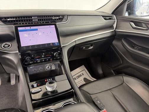 Silver Zynith 2023 Jeep Grand Cherokee L Limited